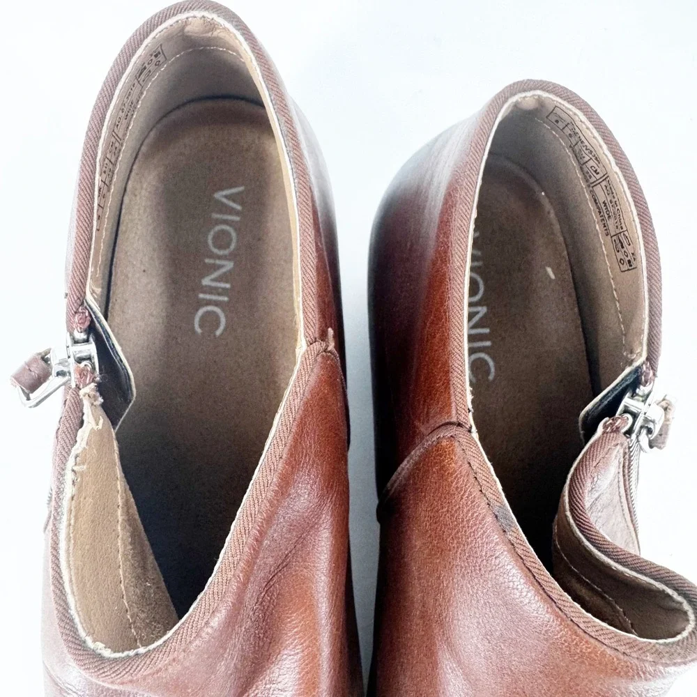 Vionic JOLENE Brown Leather Side Zip Ankle Boots Block‎ Heel Comfort Size 8.5